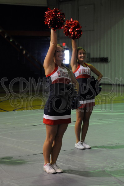 8-28 WA Pep Rally 057.JPG - SCRIVENER D300